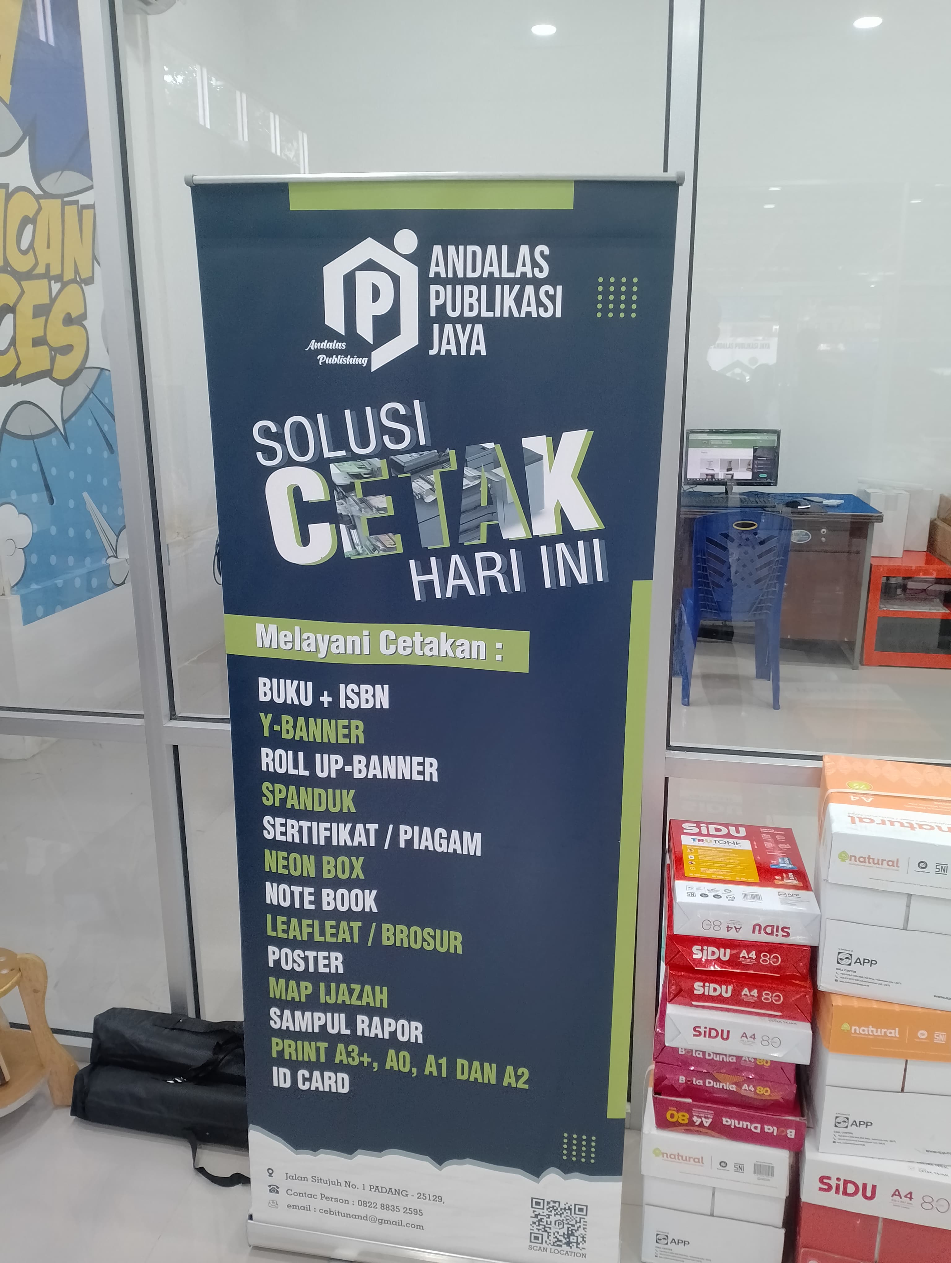 Layanan Roll Up-Banner